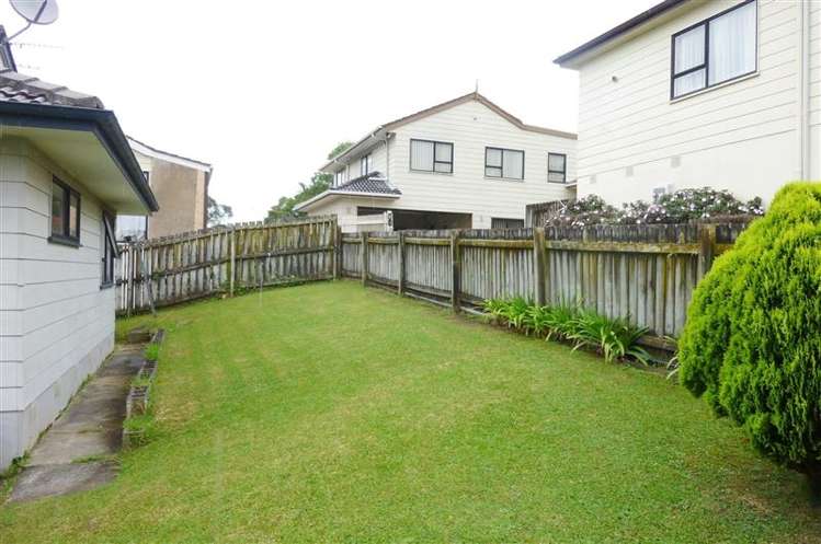 1/19 Halleys Place Mount Roskill_7