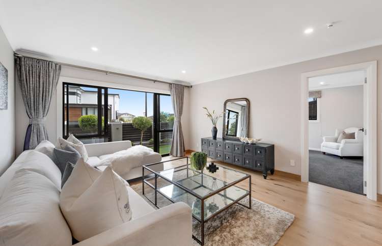 45 Armstrong Farm Drive East Tamaki Heights_10