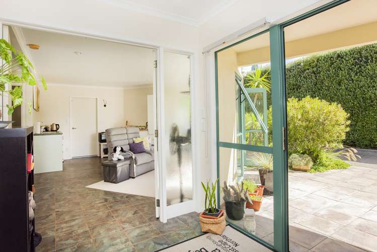 64 Moana Road Okitu_13