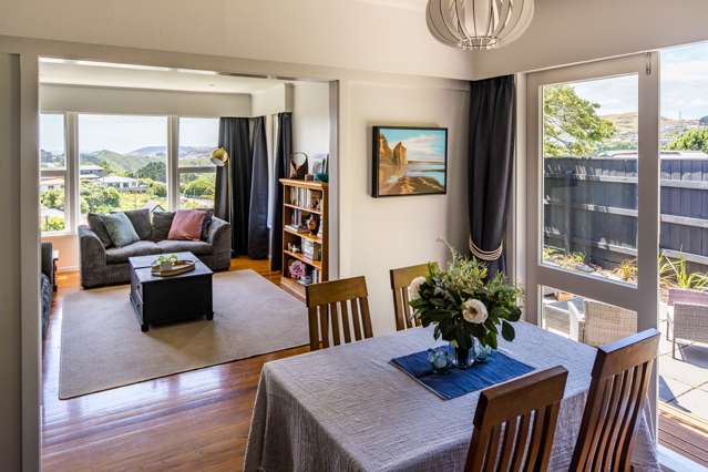 19 Kahikatea Grove Paparangi_2