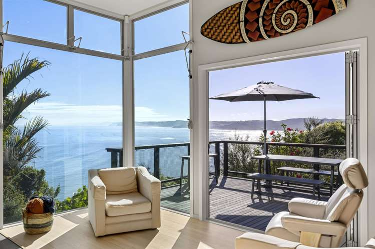 10 Earles Place Raglan_13