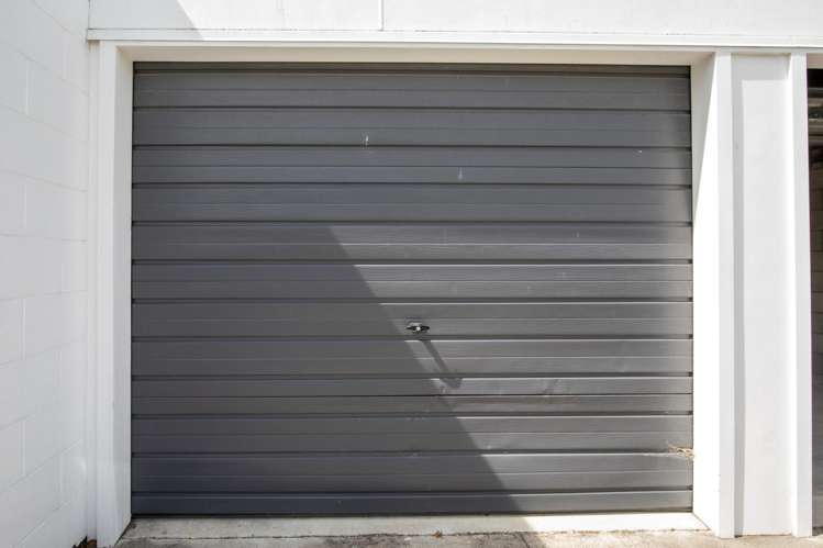 2/28 Aikmans Road Merivale_11