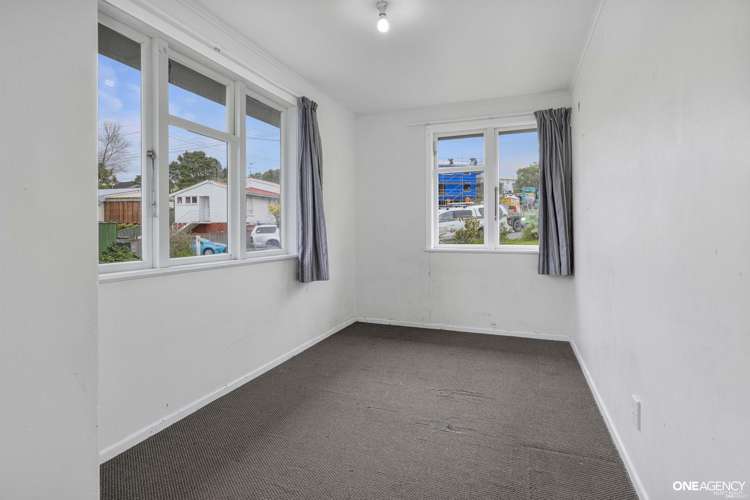 141 Castor Crescent Cannons Creek_6