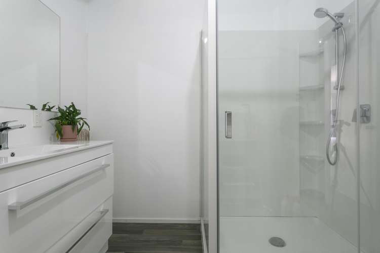 1/16 Sunset Street Hilltop_21