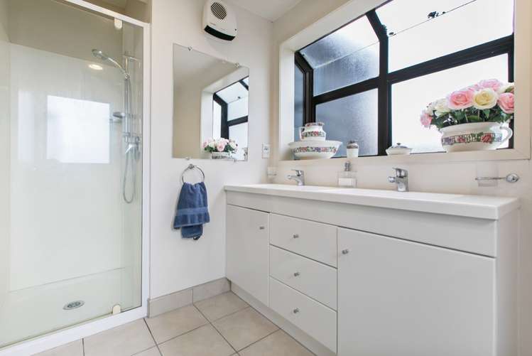 2/109 Saint Johns Road Saint Johns_17