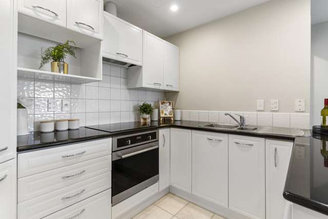 5b/23 George Street Newmarket_2