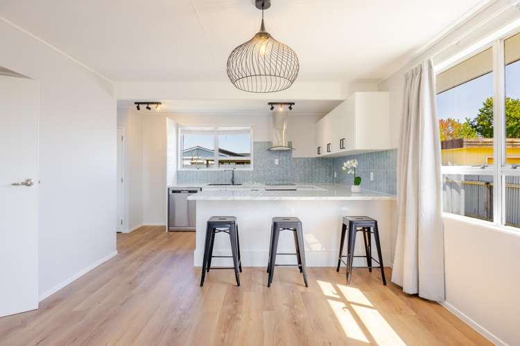 45 Caernarvon Drive_3