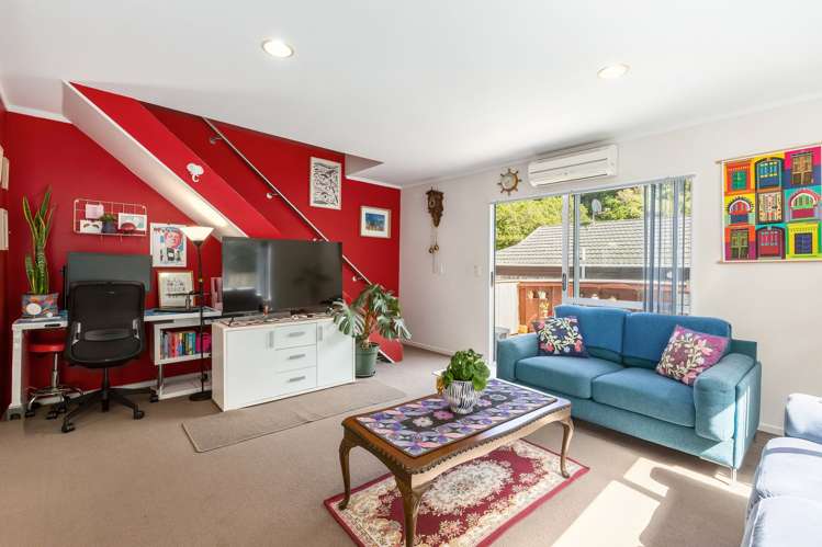 86 Middleton Road Churton Park_4
