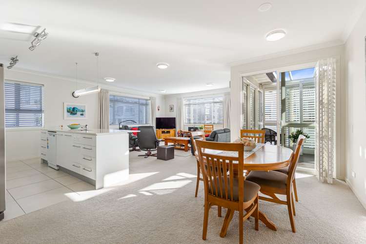 86 Eaves Bush Parade Orewa_6