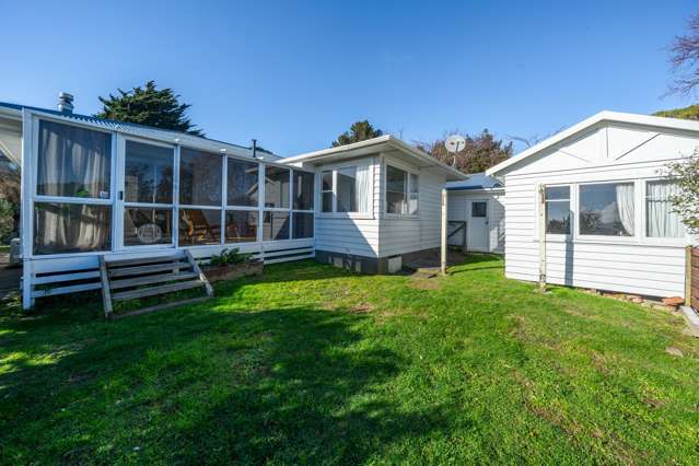 128 Helston Road Paparangi_3