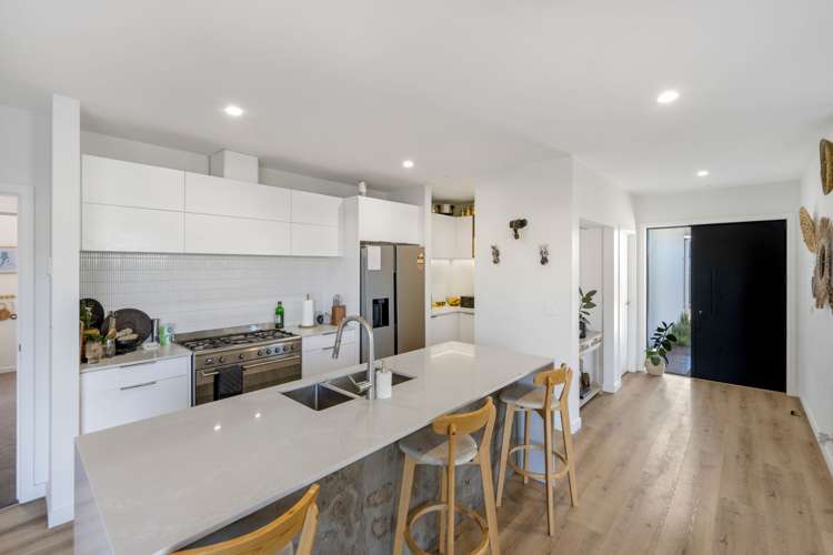 8 Whariki Crescent_5