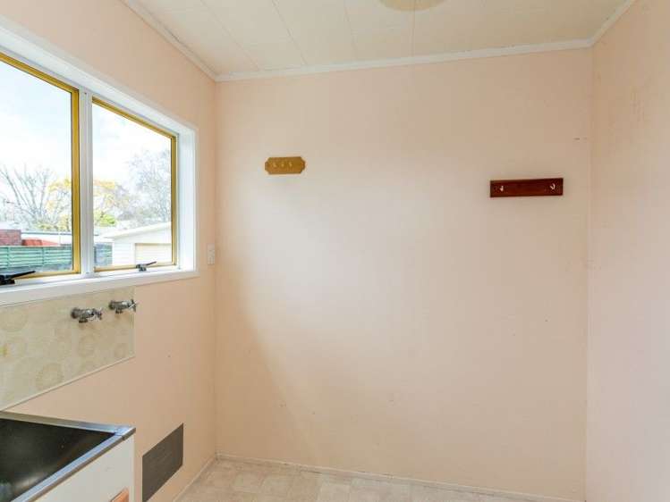 29 Wesley Avenue Frankleigh Park_17