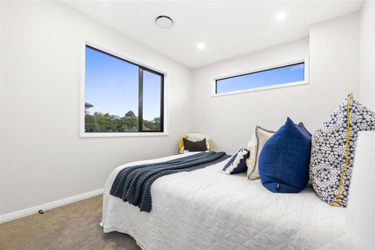 2/64 Banbury Crescent Fairfield_18