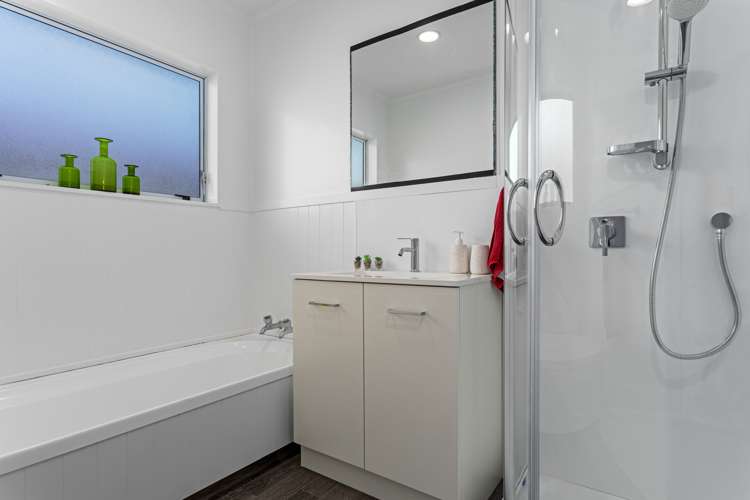 9 Main Street Edgecumbe_10