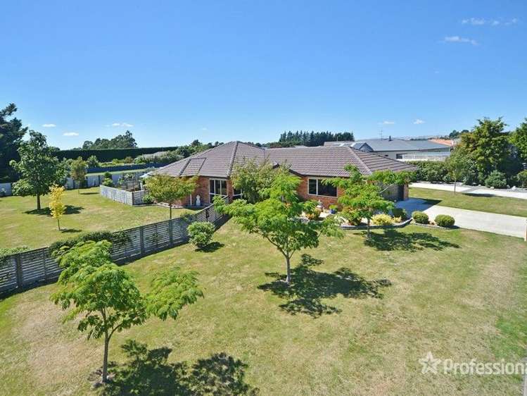 2 Camellia Lane Carterton_15