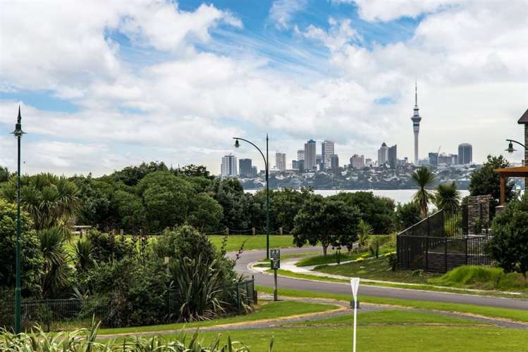 1/24 Halyard Place Te Atatu Peninsula_17