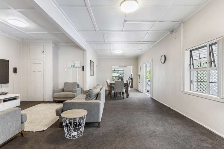 98 Hill Road The Gardens_16