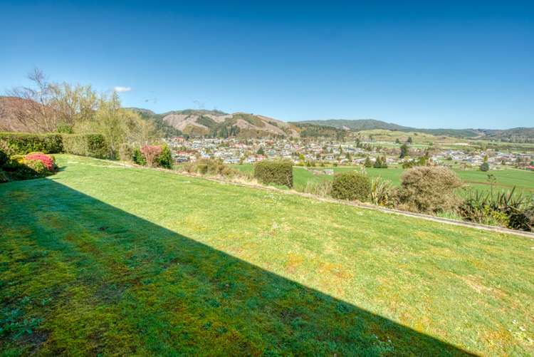 22 Butts Road Reefton_14