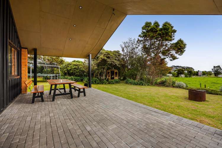 13 Carthew Street Okato_24