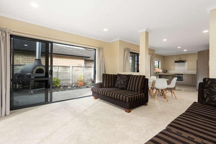 12/100 Millers Road Brookfield_4