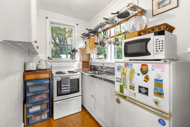 92 Greenslade Road Raglan_18