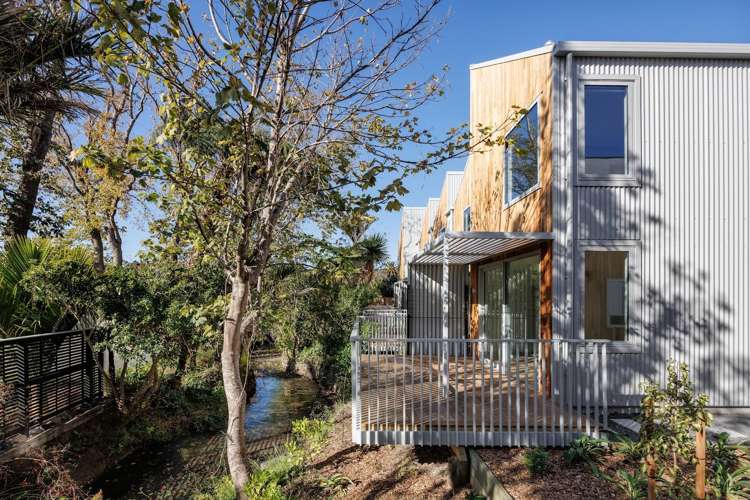 Unit 9/1 Nikau Grove Woburn_12