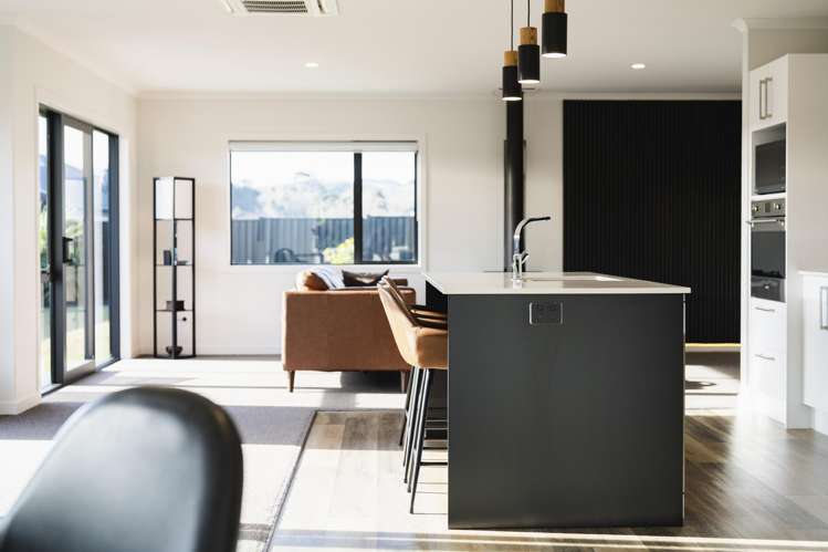 27 Cemetery Road East Taieri_7