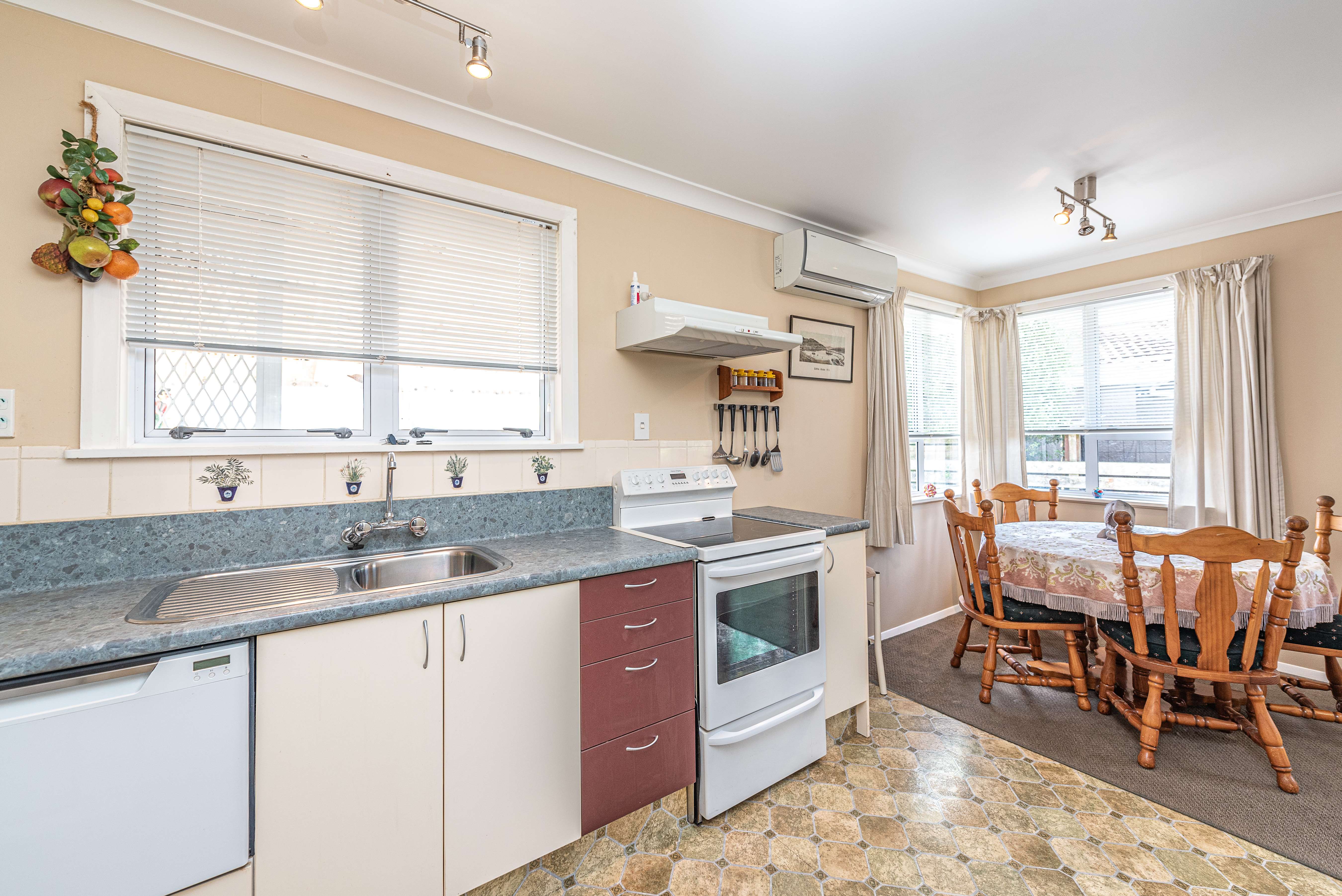 40 Selwyn Crescent College Estate Whanganui Houses for Sale One Roof