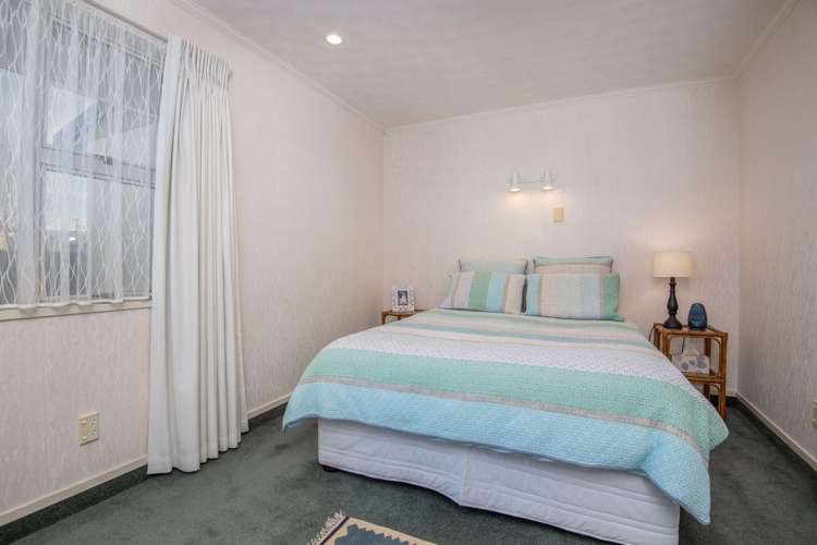 7 Carlyle Road Mosgiel_11