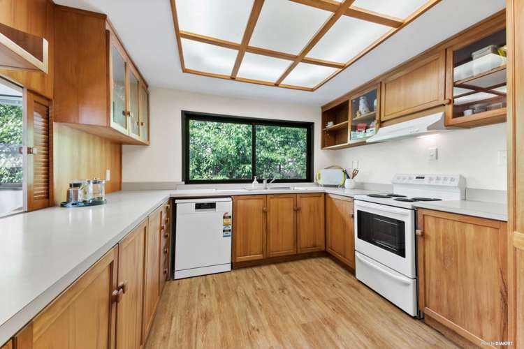 1/2 Corrella Road Belmont_5