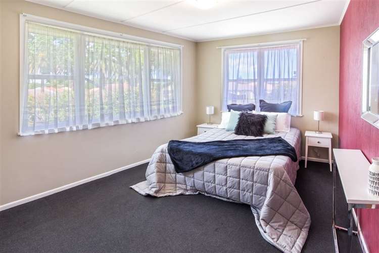 2 London Street Pukekohe_9