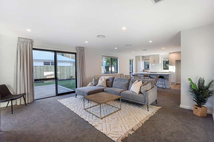 245 Racecourse Road Allenton_10