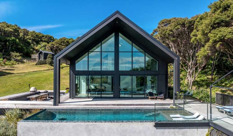 215D Awaawaroa Road Waiheke Island_0