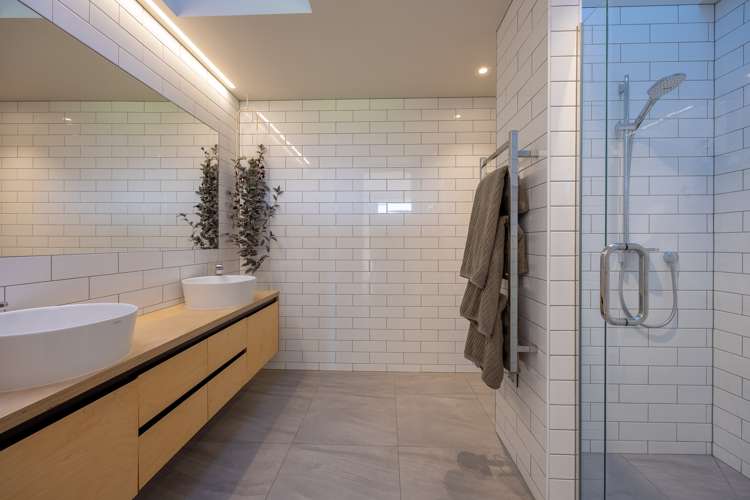 37 Matheson Crescent Albert Town_15