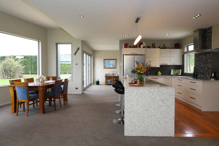 68 Wilcox Road Seaward Bush_8