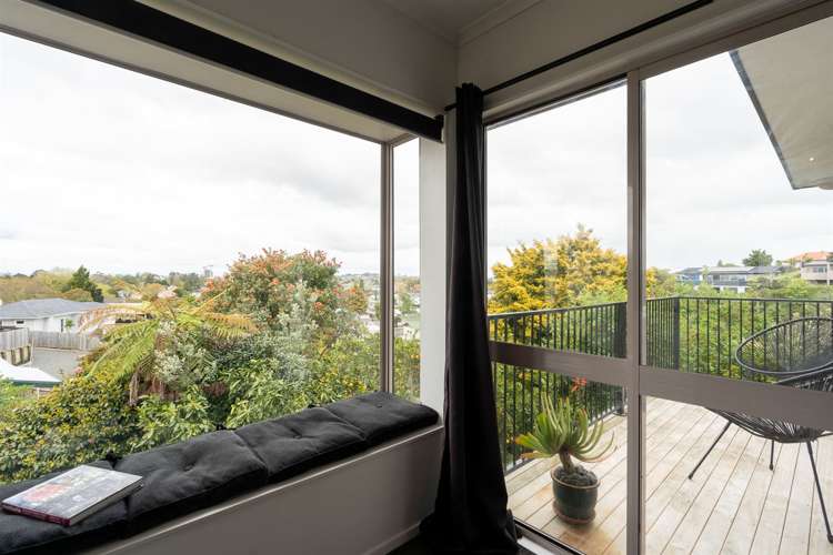 15b Ridout Street Maeroa_13