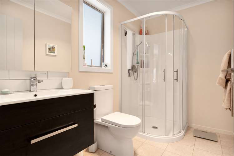 5 Tarata Grove Masterton_10