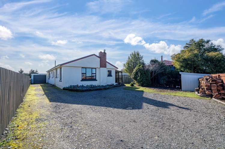 9 Russell Esplanade Otautau_23