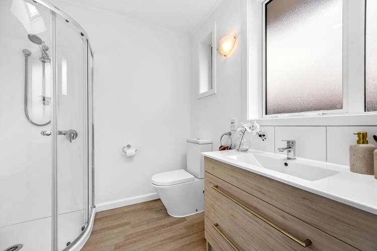 44 Flower Street Bryndwr_11