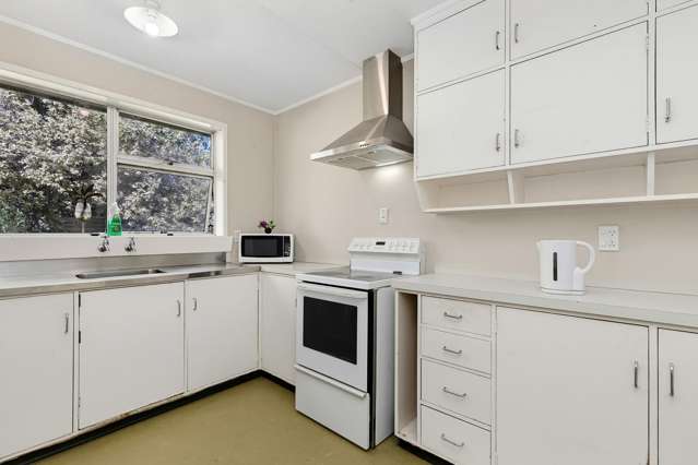 44 Gilbert Road Otara_4