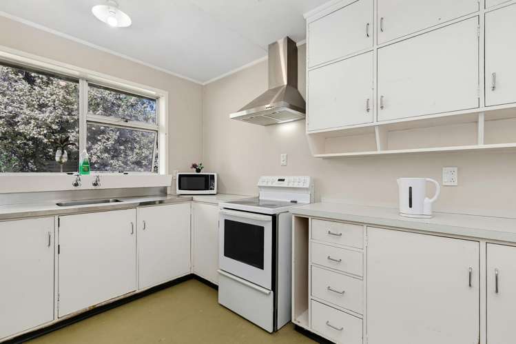 44 Gilbert Road Otara_4