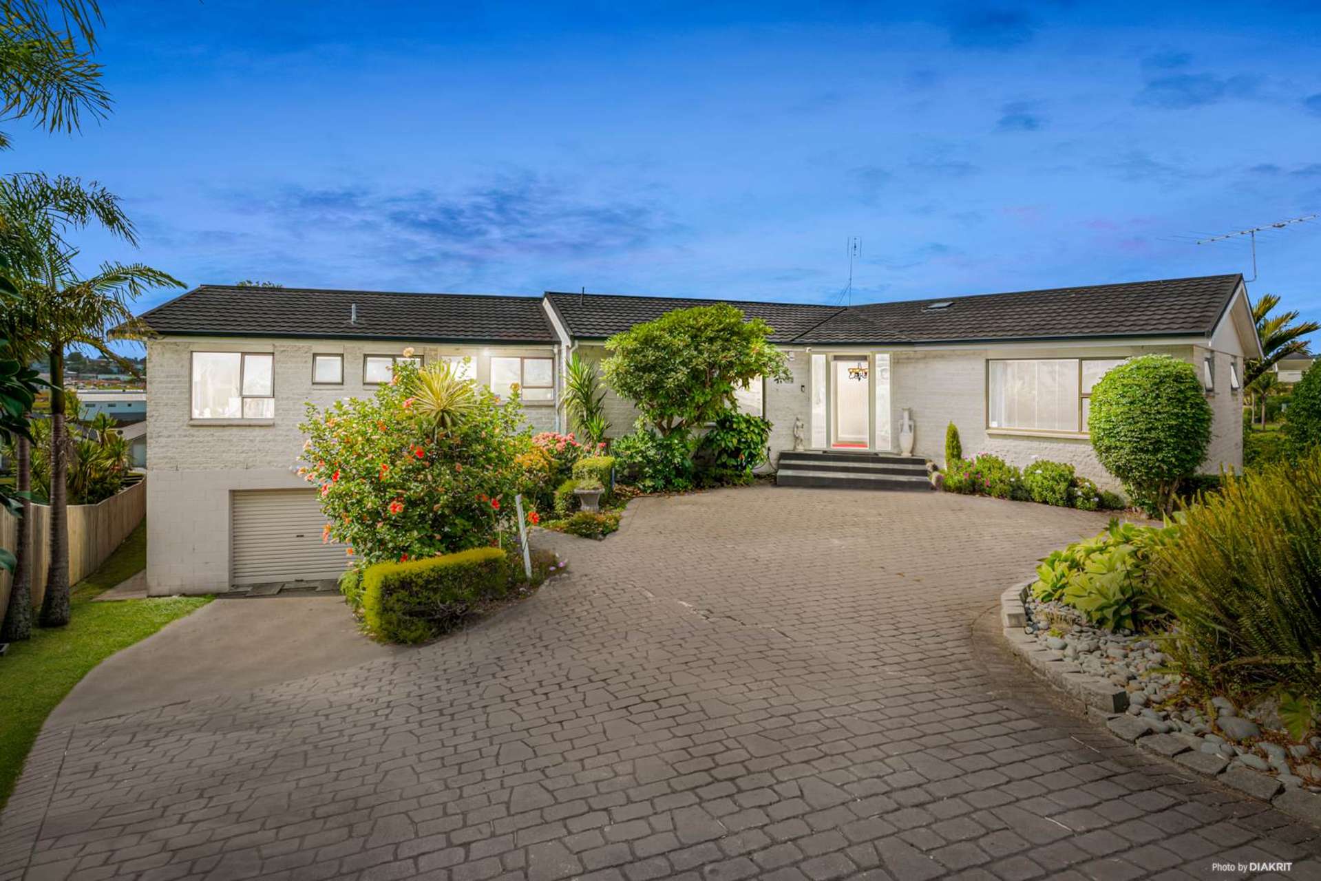 22 Tawhana Crescent Red Beach_0