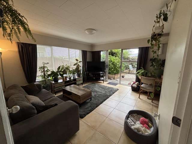 1/76 Weka Street 1947_1