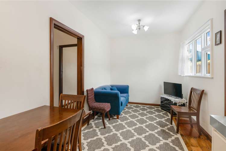 23 Falkirk Avenue Seatoun_10