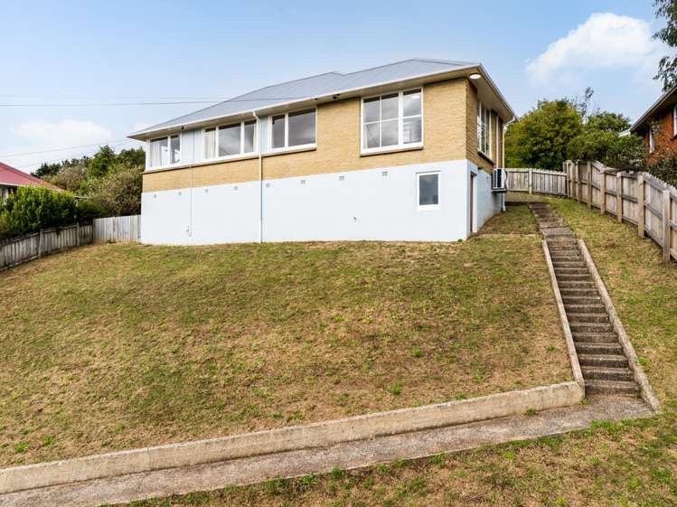 82 Turnbull Street Brockville_16