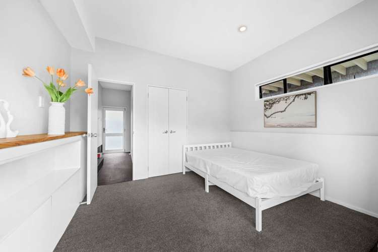 2 La Trobe Street Pakuranga Heights_21