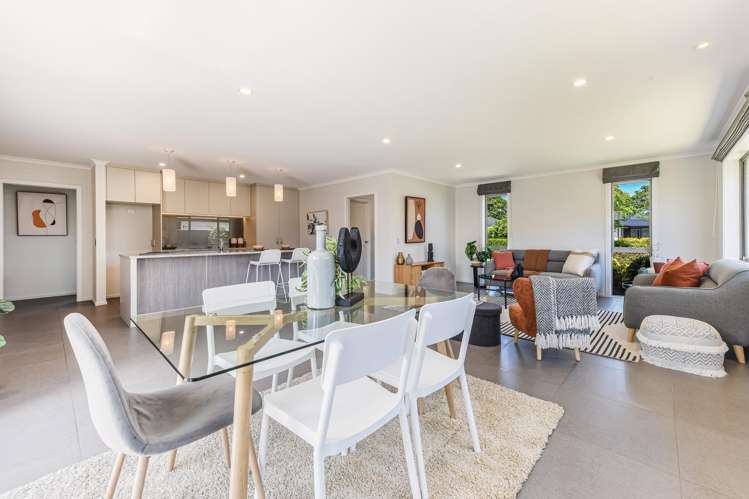 70 Malone Crescent Richmond_12