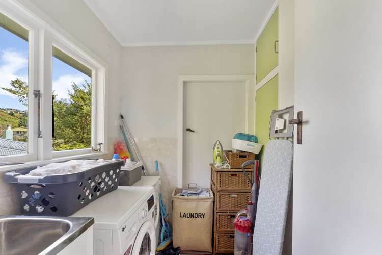 67 Jenner Road Toi Toi_13