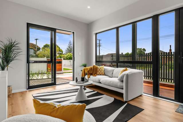 2/49 Neil Avenue Te Atatu Peninsula_4