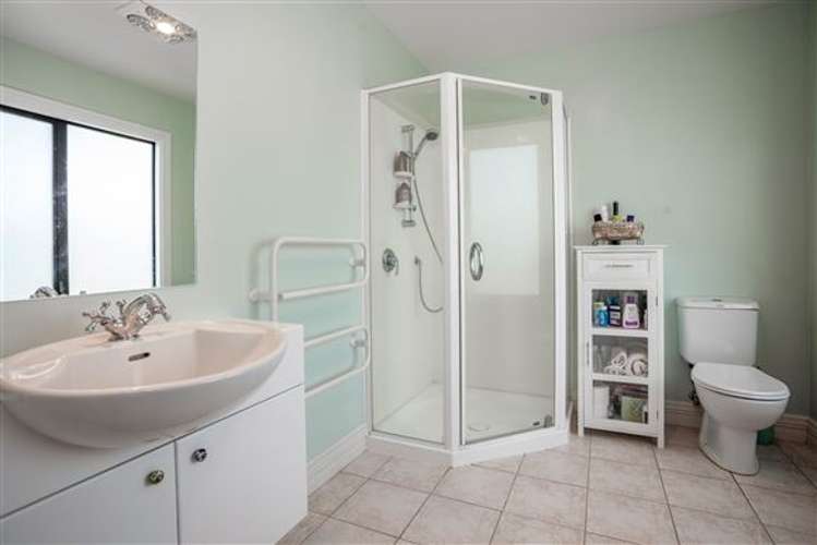 83 Greers Road Burnside_16